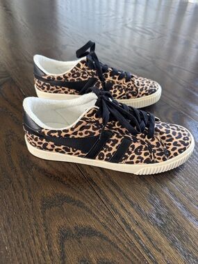 BNWOT Gola for Talbots Leopard print Mark Cox sneakers 8